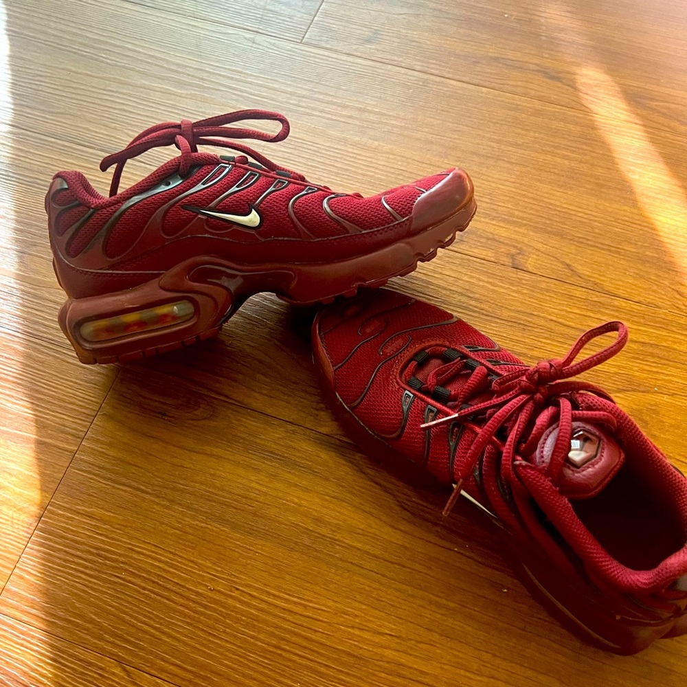 Nike Air Max size 4
